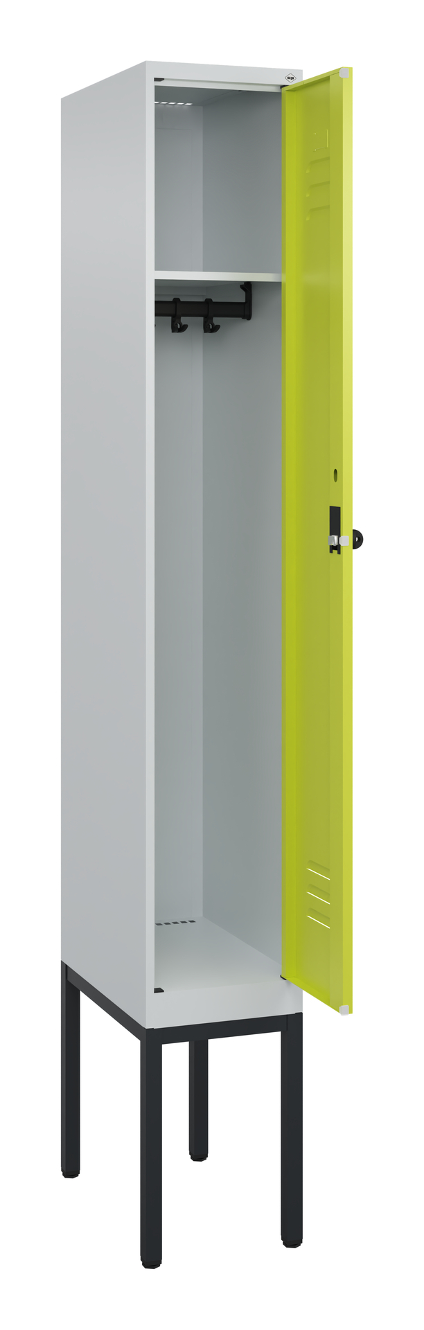 Metallschrank steht geöffnet in leerem Raum.